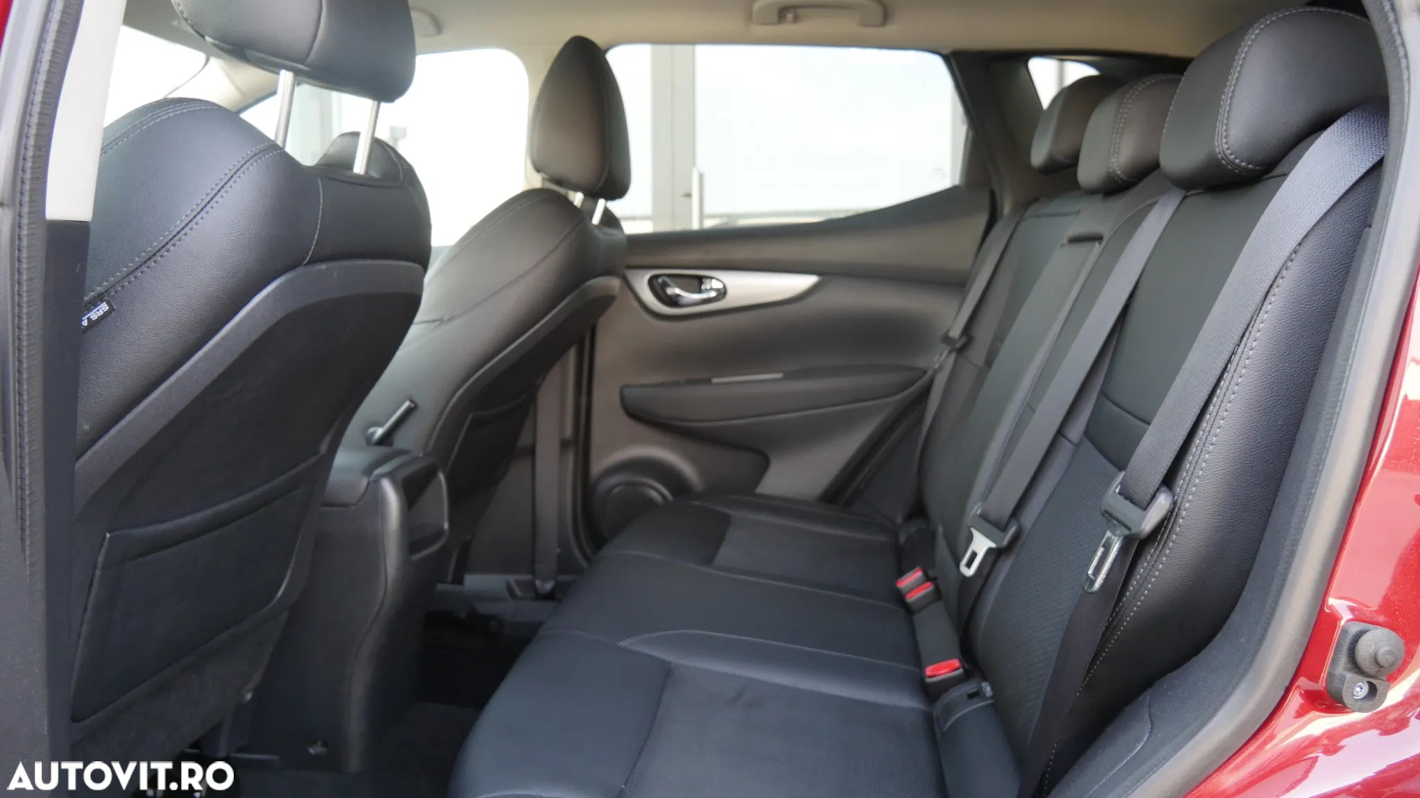 Nissan Qashqai 1.3 DIG-T TEKNA - 12