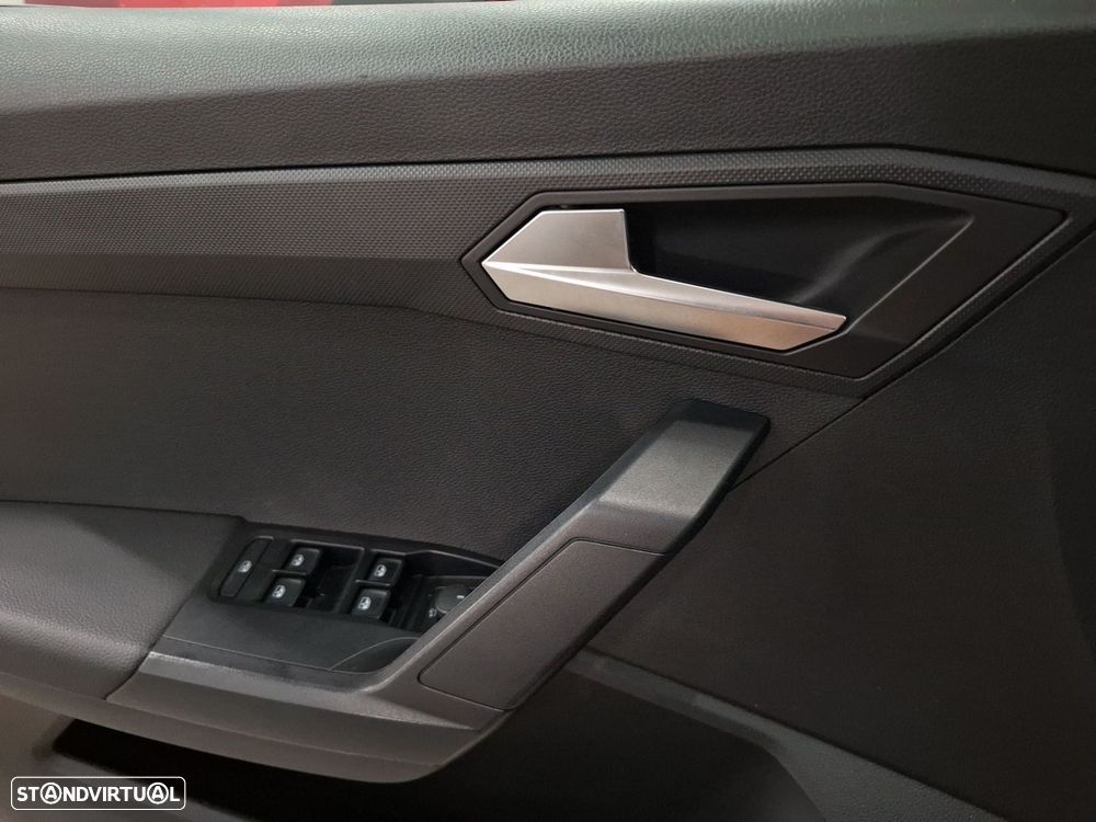 SEAT Arona 1.0 TSI Style DSG — fotografia 22