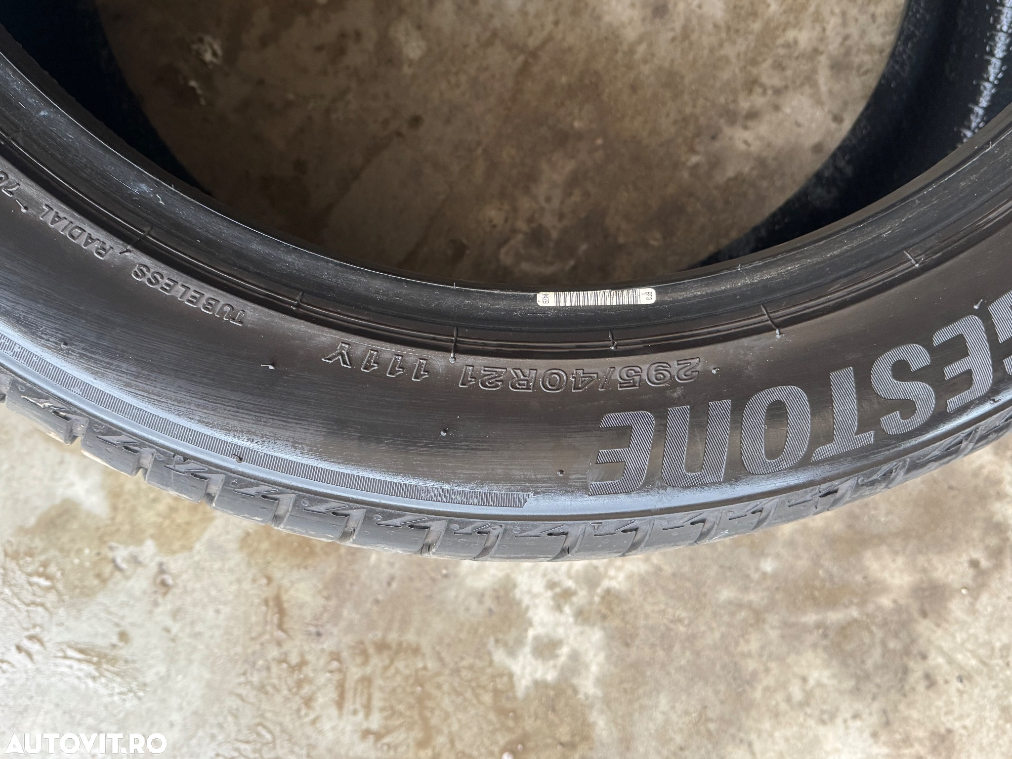 Vând 4 anvelope 295/40/21 bridgestone de vară ca noi - 6