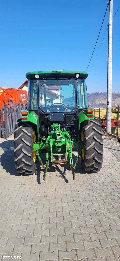 John Deere 5215 Napęd 4X4 - 8