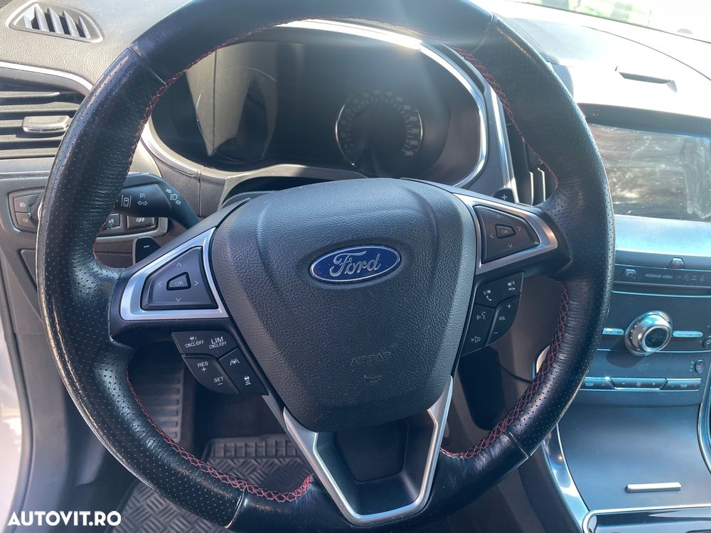 Ford Edge 2.0 Panther A8 AWD ST Line - 10