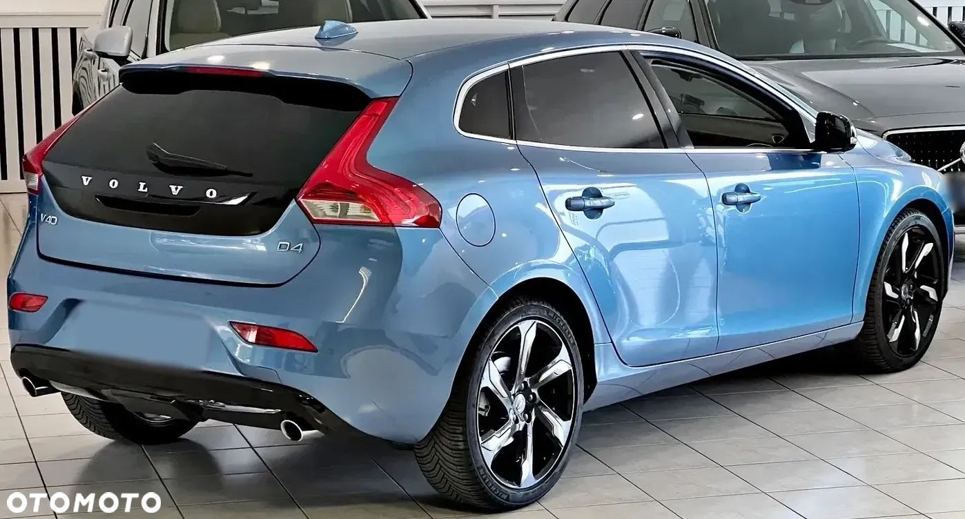 Volvo V40 - 1