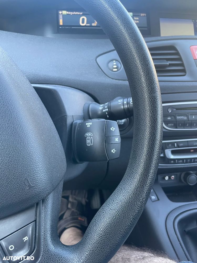 Renault Scenic dCi 110 Expression - 1