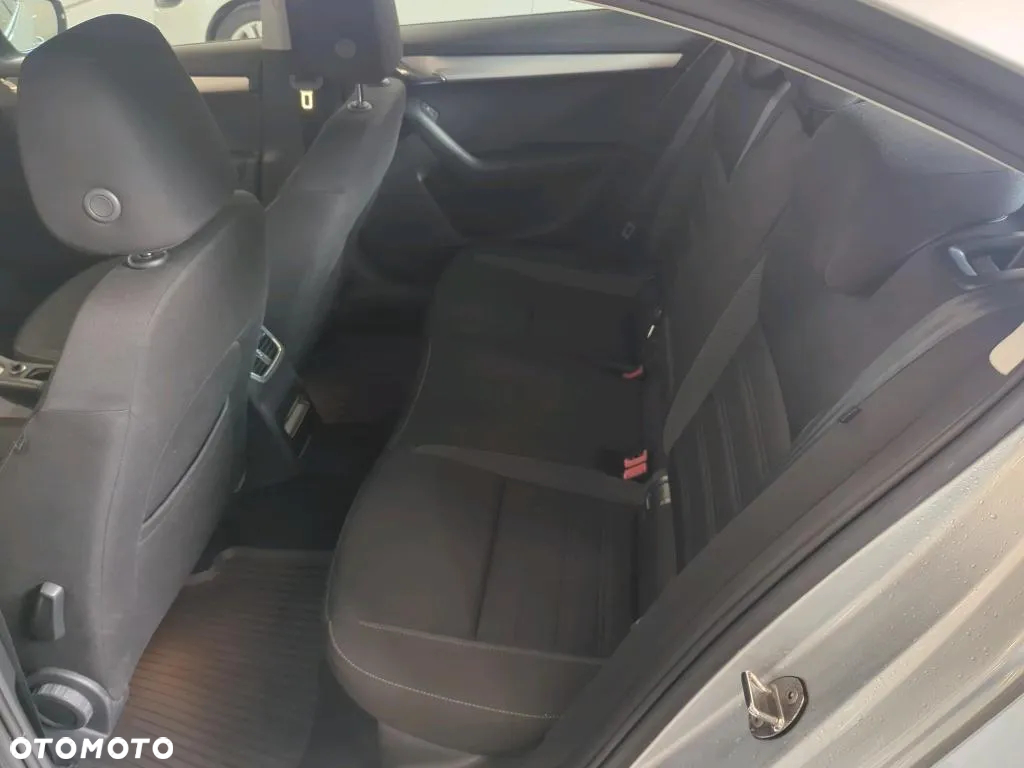 Skoda Octavia 1.5 TSI ACT Ambition - 10