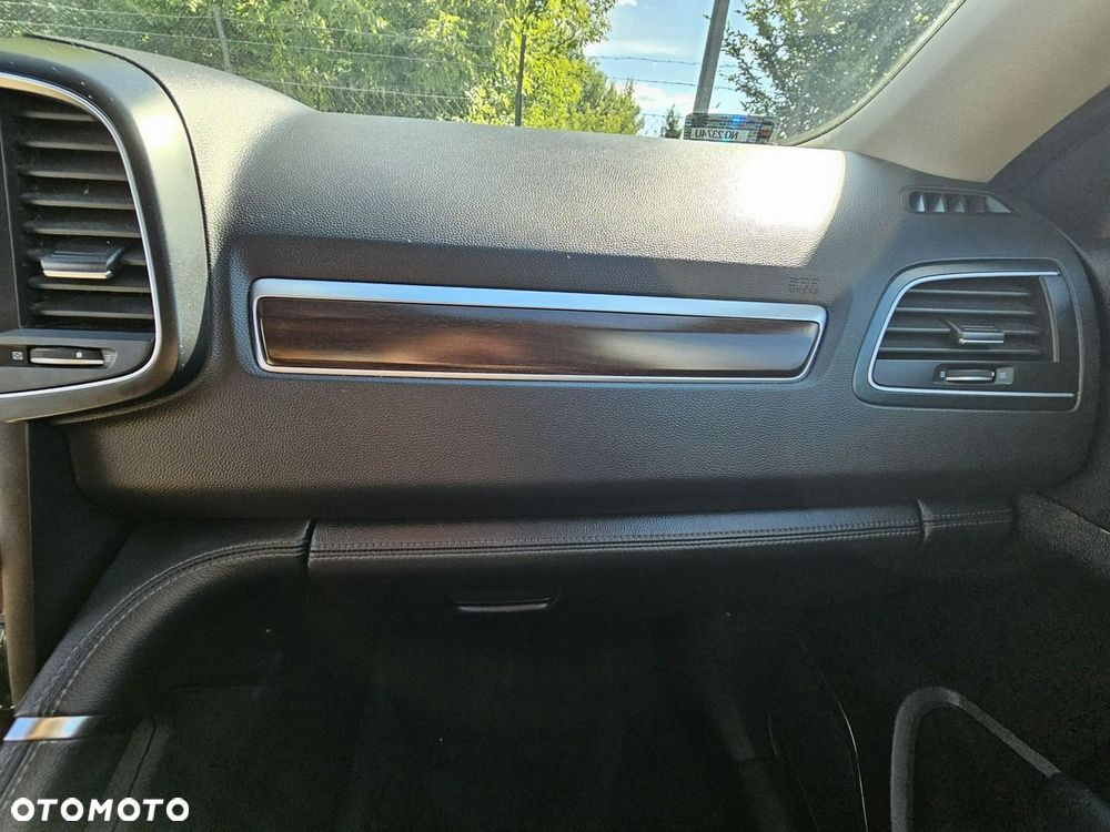 Renault Koleos ENERGY dCi 175 X-tronic 4WD LIMITED - 18