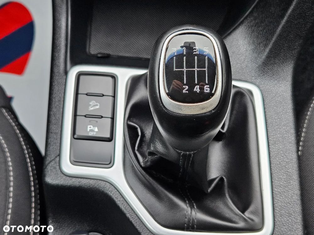 Kia Sportage 1.6 GDI Business Line 2WD - 33