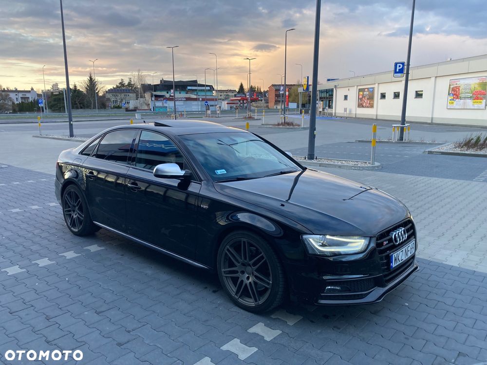 Audi S4 Limousine - 1
