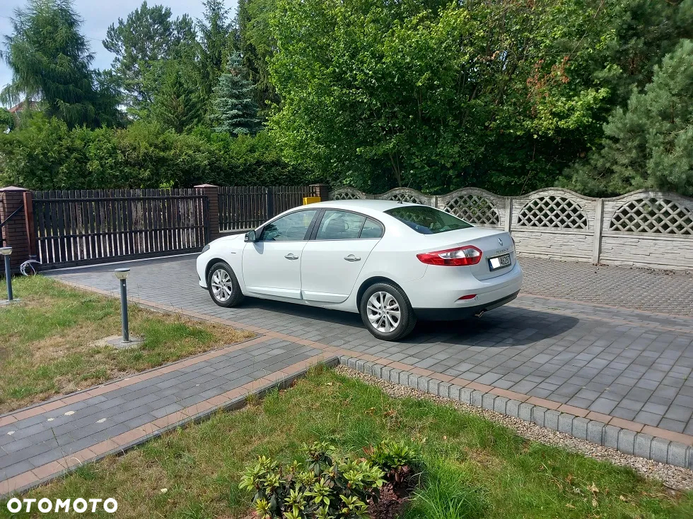 Renault Fluence 1.6 16V Limited - 33