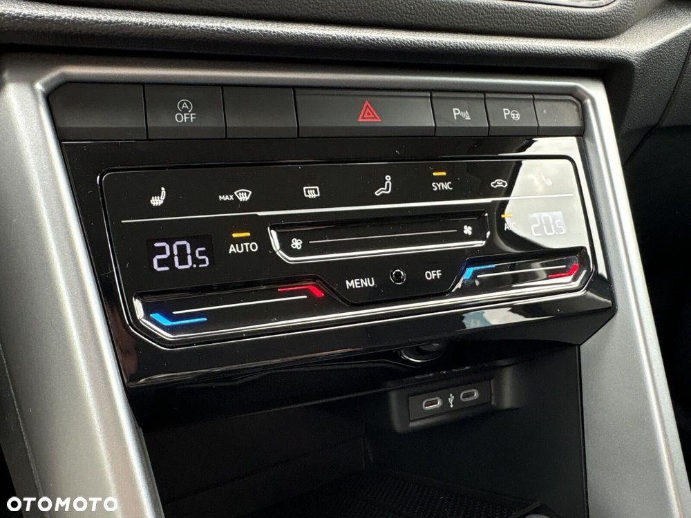 Volkswagen T-Roc 1.5 TSI Life DSG - 17