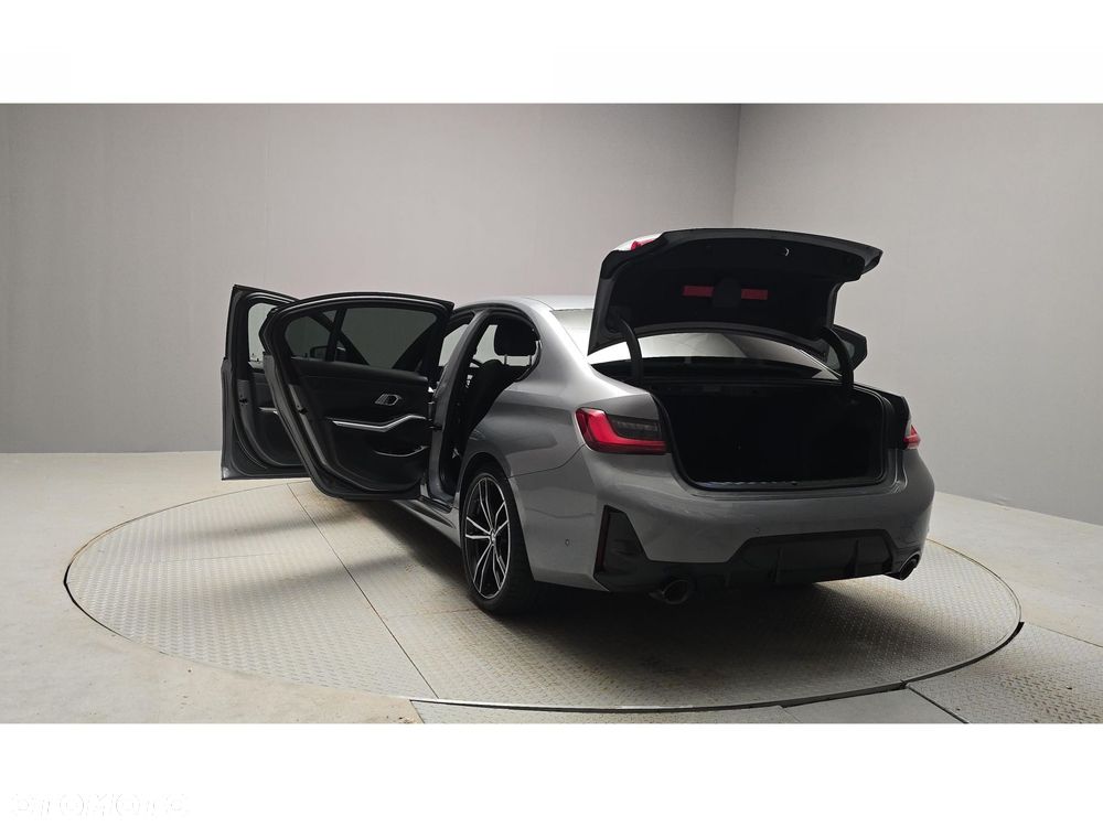 BMW Seria 3 - 11