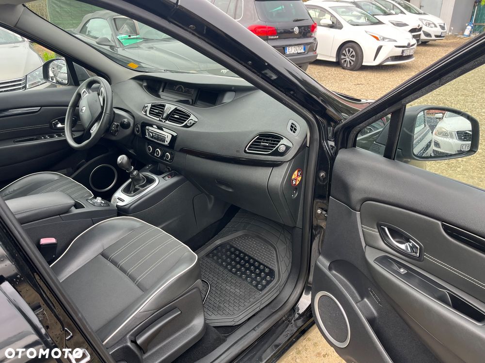 Renault Scenic 1.6 16V 110 Xmod Paris - 12