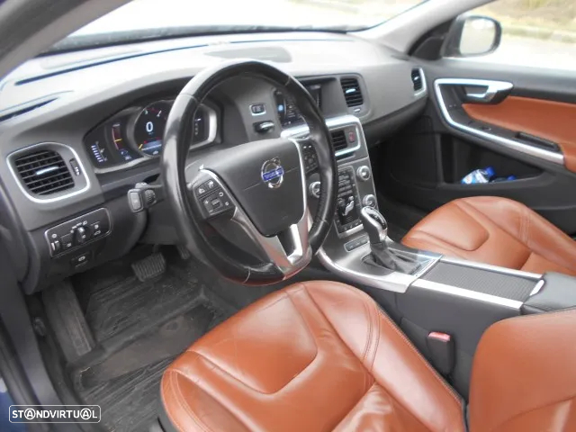Volvo V60 - 15