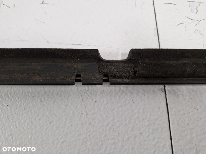 TOYOTA AVENSIS T27 LIFT T29 SEDAN LISTWA ZGARNIAJĄCA DRZWI LEWY TYŁ TYLNA CHROM - 8