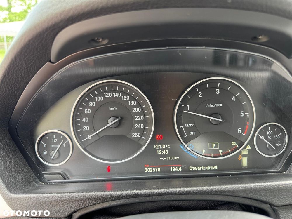 BMW Seria 3 - 14