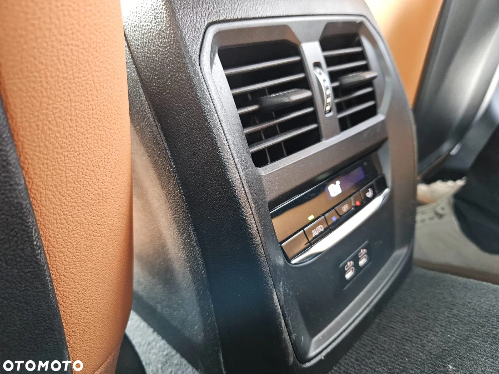 BMW Seria 3 320d Touring - 25