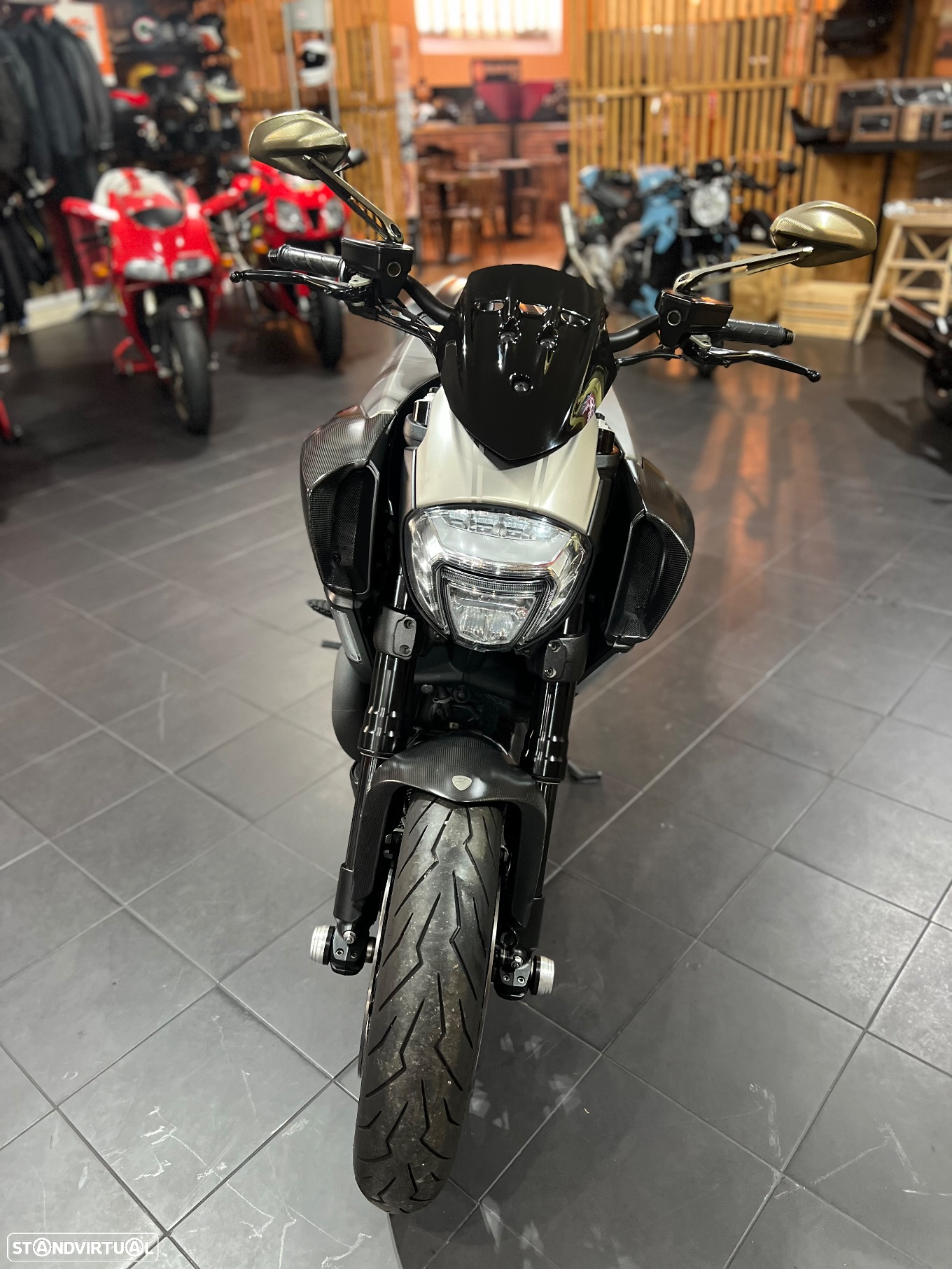Ducati Diavel TITANIUM 318/500 - 21