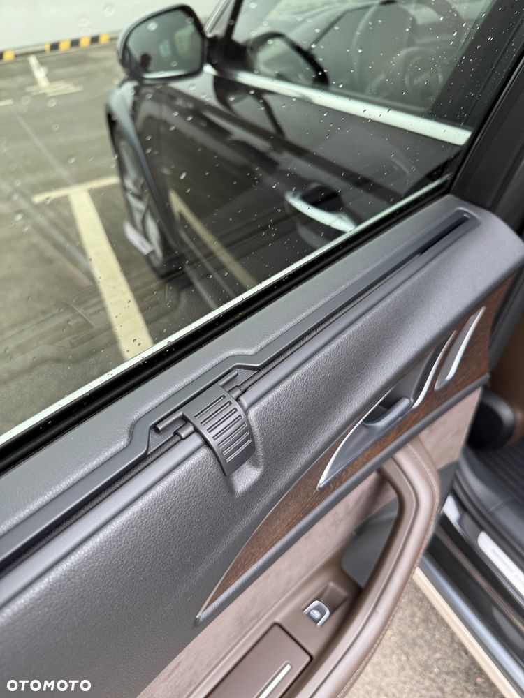 Audi A6 Allroad - 23