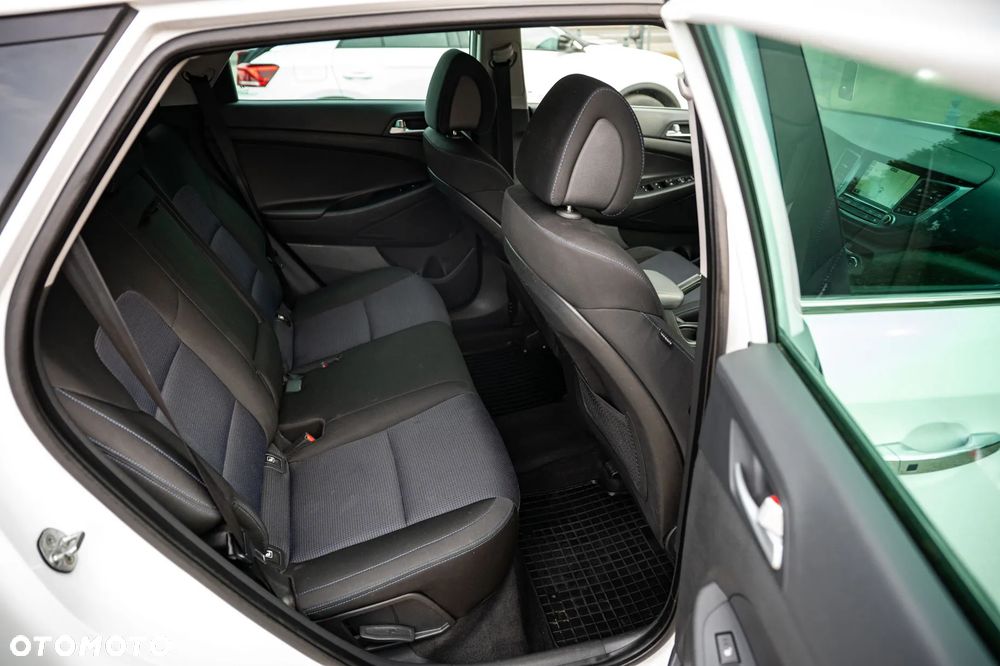 Hyundai Tucson 1.6 T-GDI Style 4WD - 24