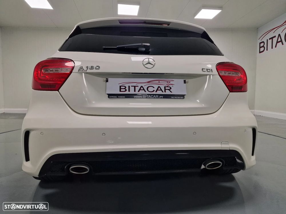 Mercedes-Benz A 180 d AMG Line - 21