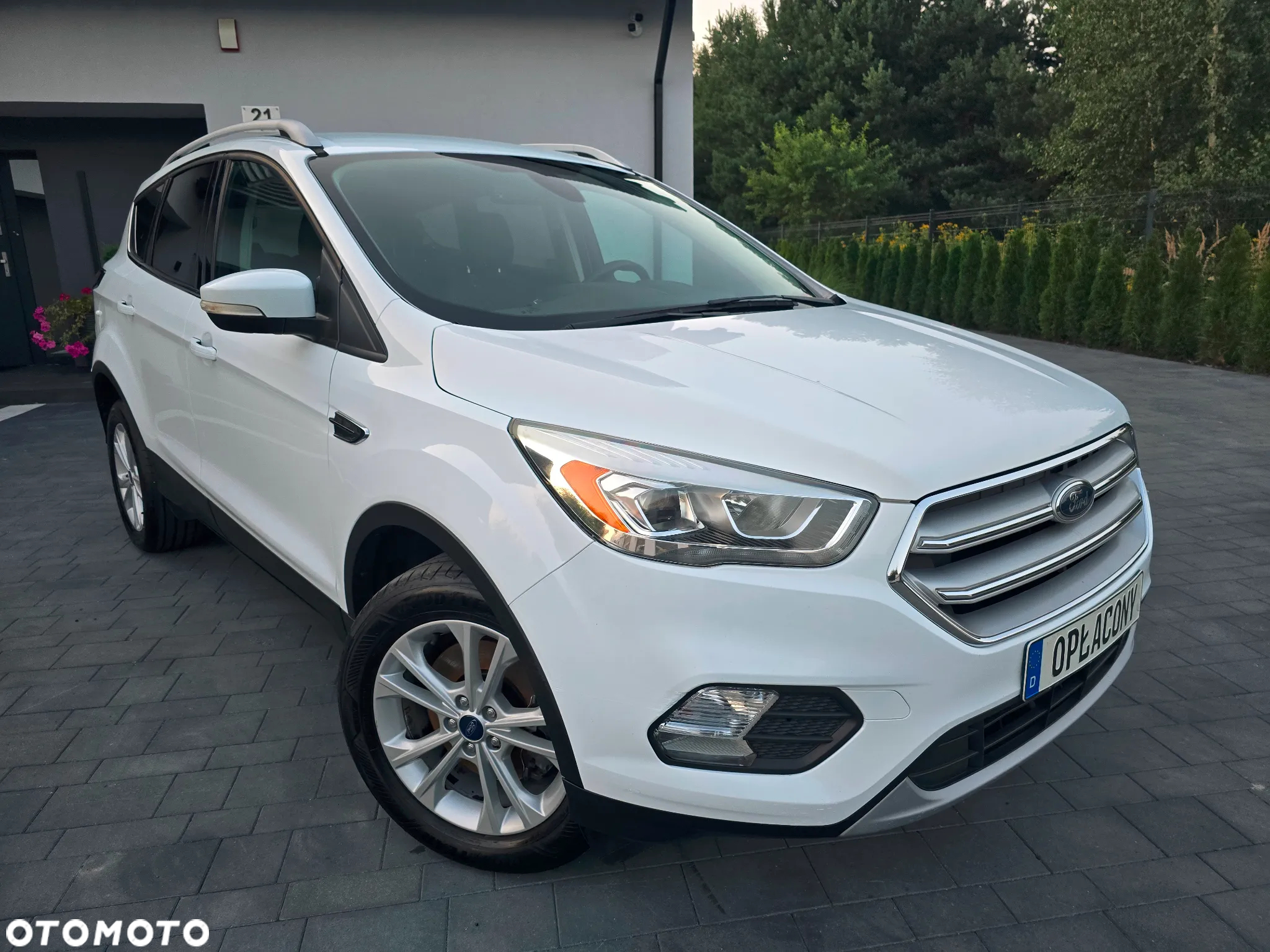 Ford Kuga 2.0 TDCi FWD Titanium - 4
