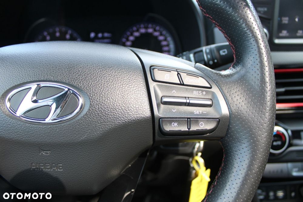 Hyundai Kona - 33