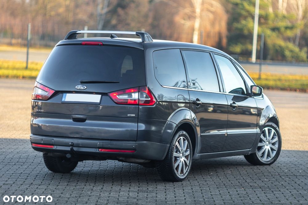 Ford Galaxy 2.2 TDCi Platinium X (Ghia) - 11