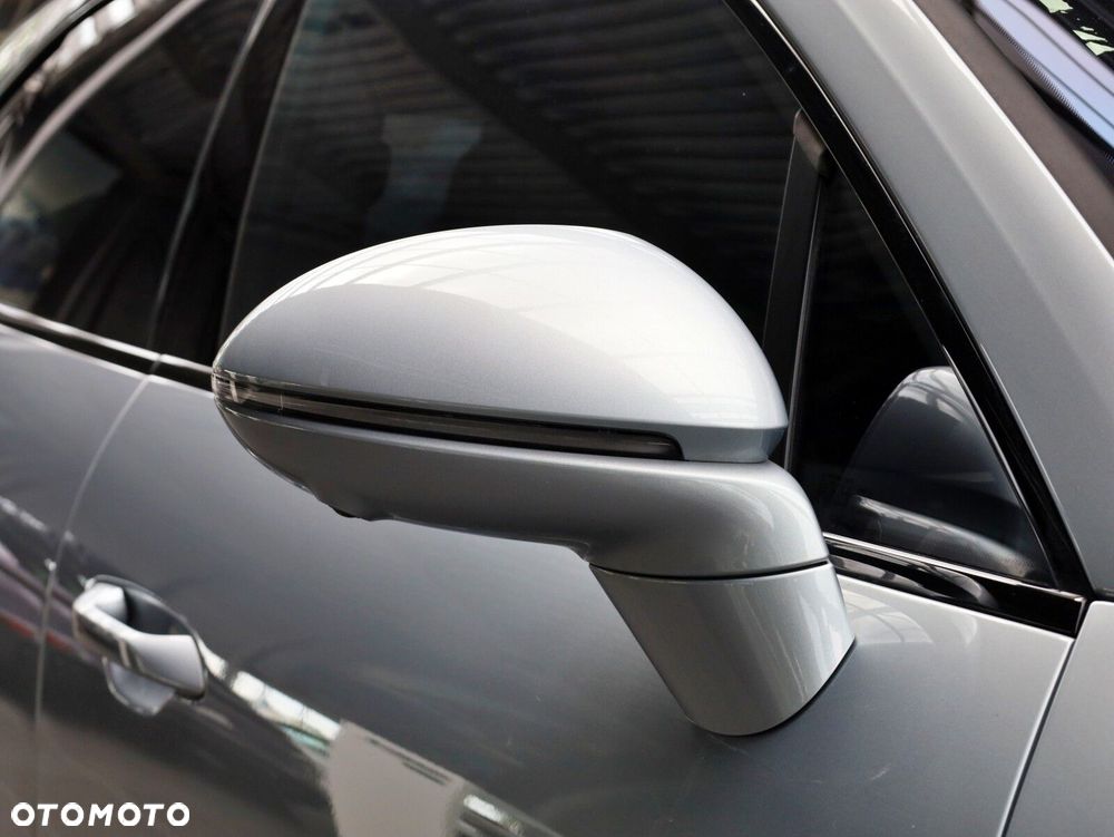 Porsche Macan - 32