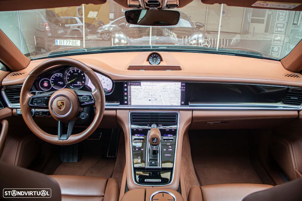 Porsche Panamera Sport Turismo 4S E-Hybrid - 13