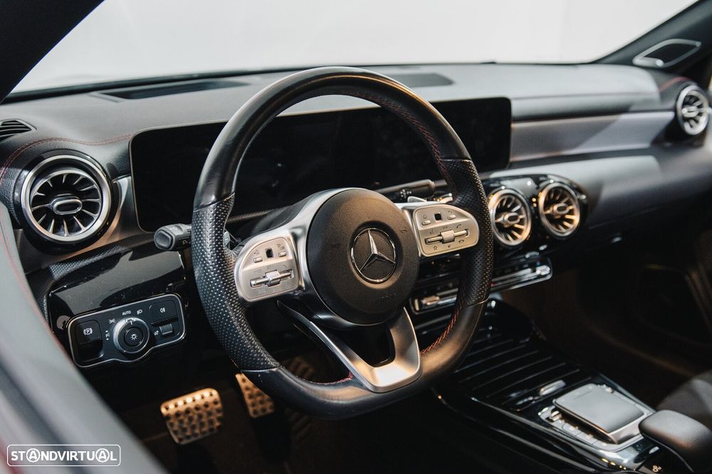 Mercedes-Benz CLA 35 AMG Shooting Brake 4Matic - 22