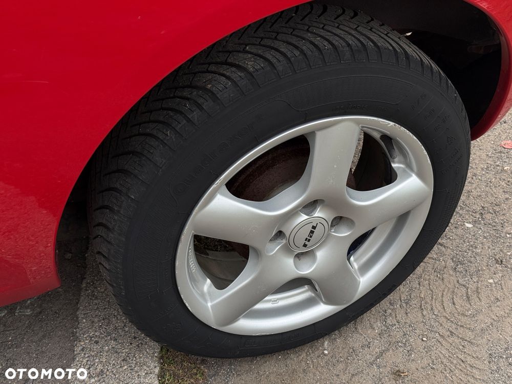 Nissan Micra - 11