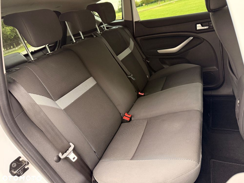 Ford Kuga 2.0 TDCi 4WD Titanium Plus - 20