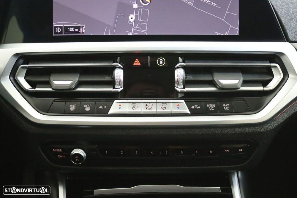 BMW 318 d Line Sport Auto - 31