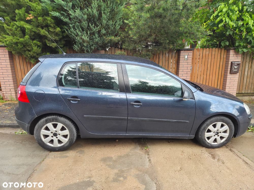Volkswagen Golf - 4