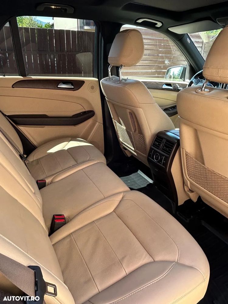 Mercedes-Benz GLE 350 d 4MATIC - 12