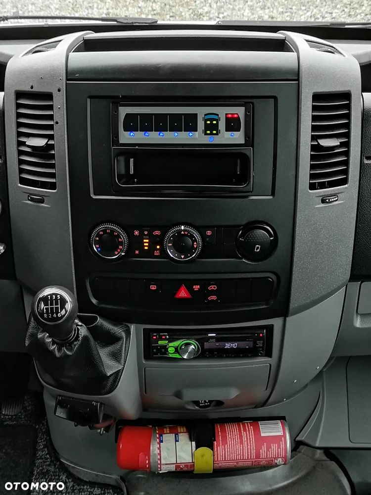 Volkswagen Crafter 35 TDI BMT - 14