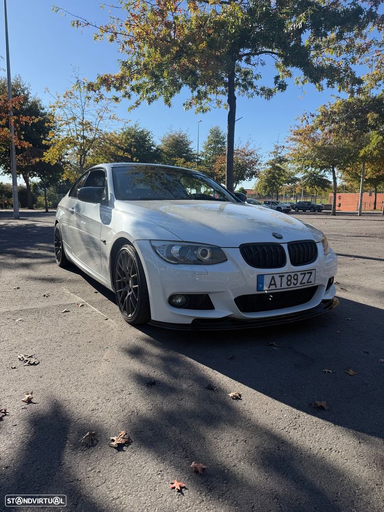 BMW 320 d Coupe Edição M - 1