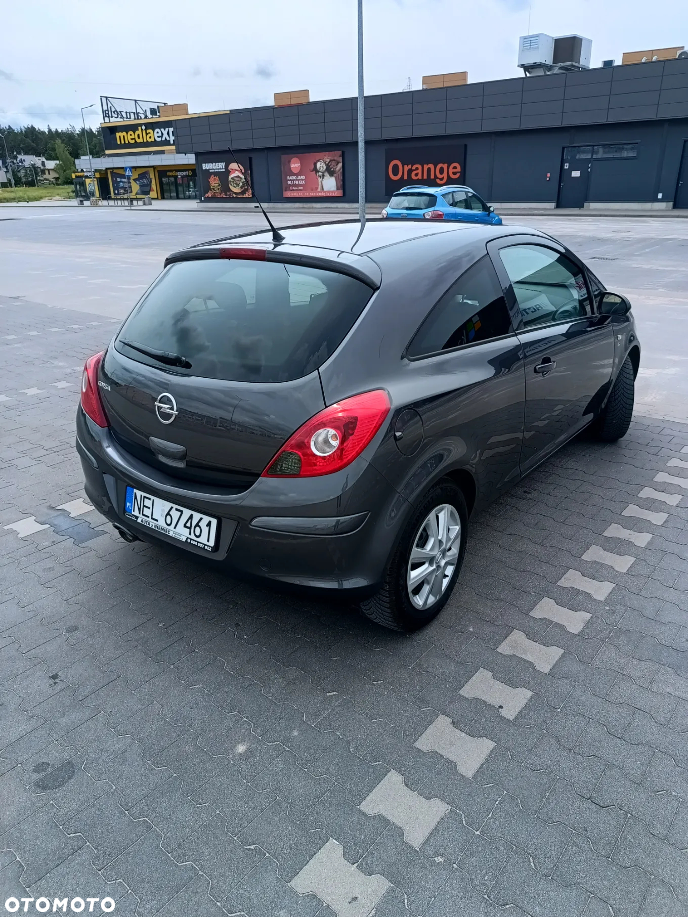Opel Corsa 1.4 16V 150 Jahre - 4