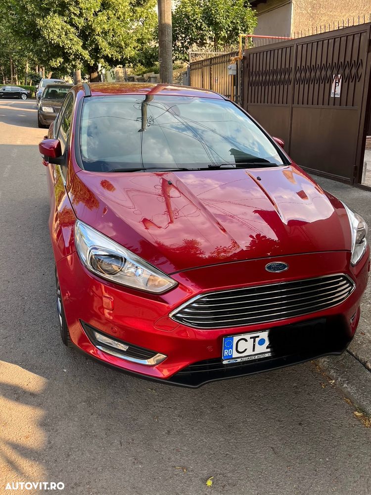 Ford Focus 1.0 EcoBoost Titanium - 4