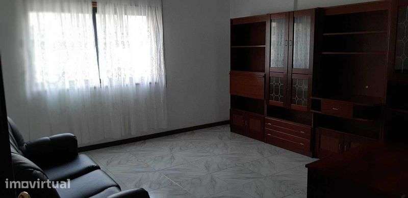 Apartamento T1 próximo do polo universitário - Porto - Grande imagem: 2/3