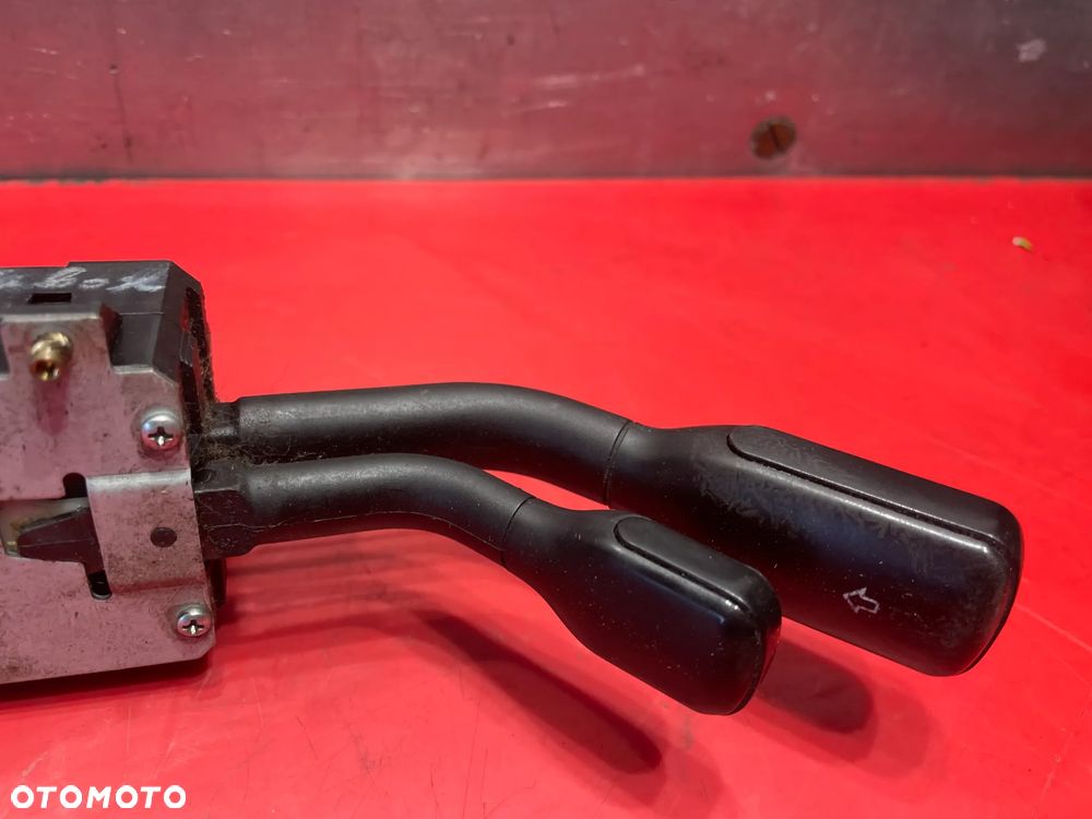 MANETKA PRZEŁĄCZNIK ZESPOLONY AUDI 80 B4 4A0953503 - 5