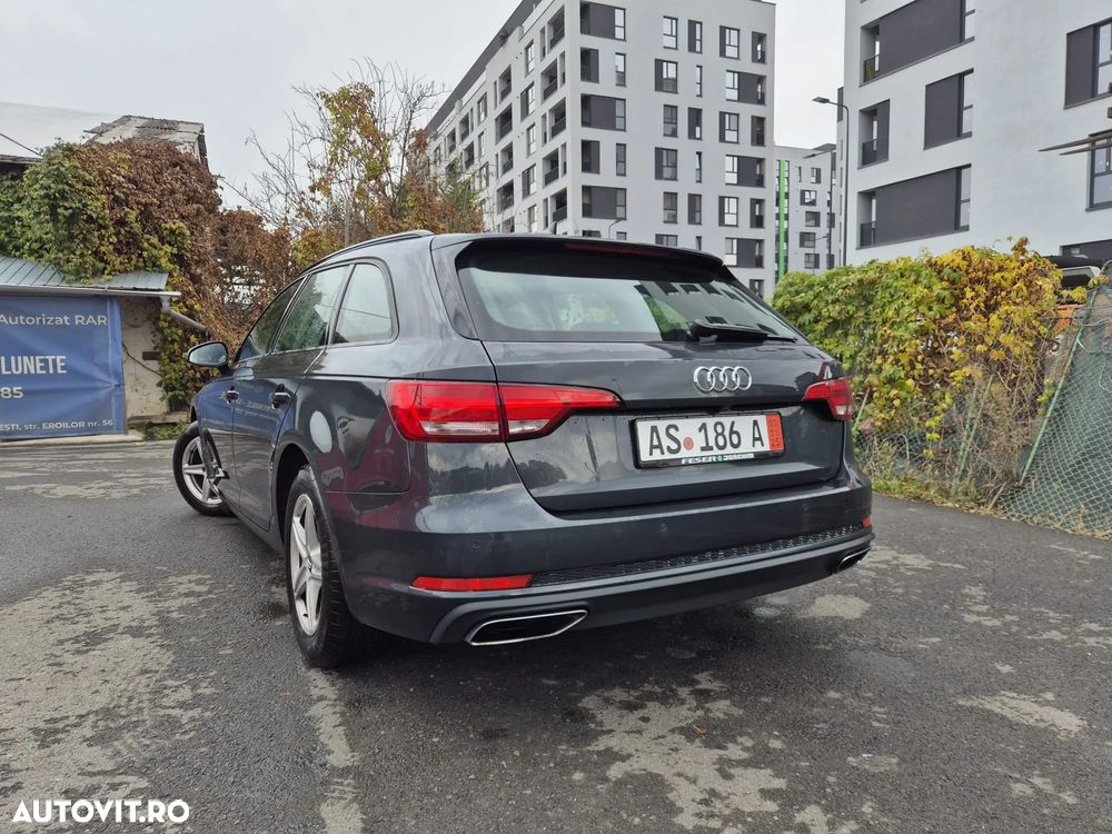 Audi A4 2.0 TDI S tronic - 8