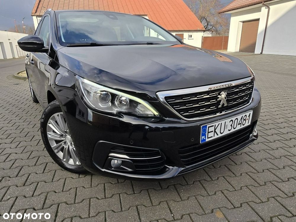 Peugeot 308 - 4