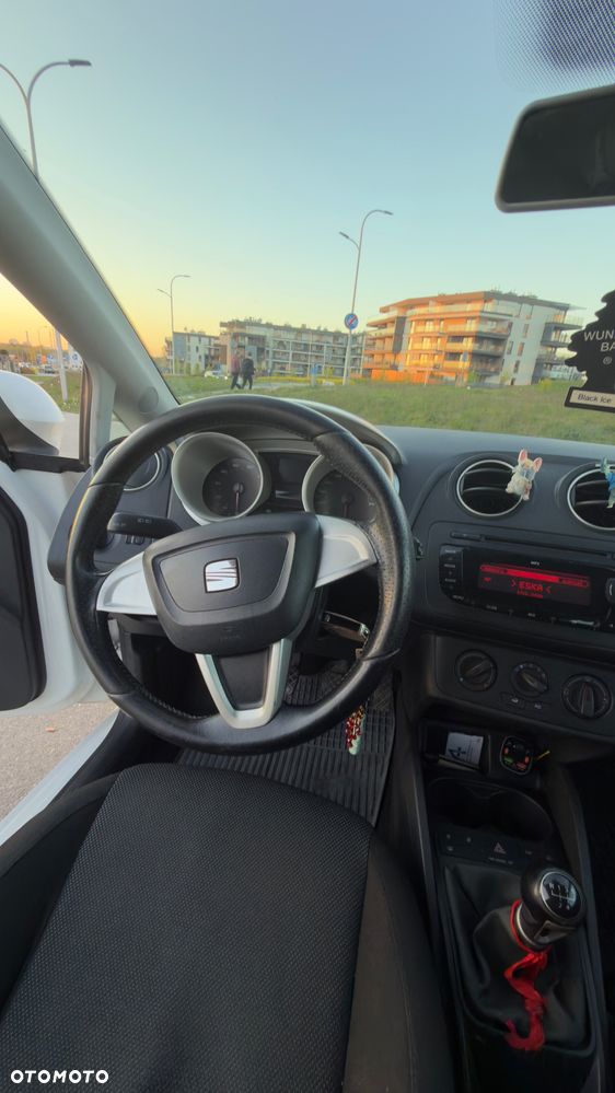 Seat Ibiza SC 1.4 16V Style - 11