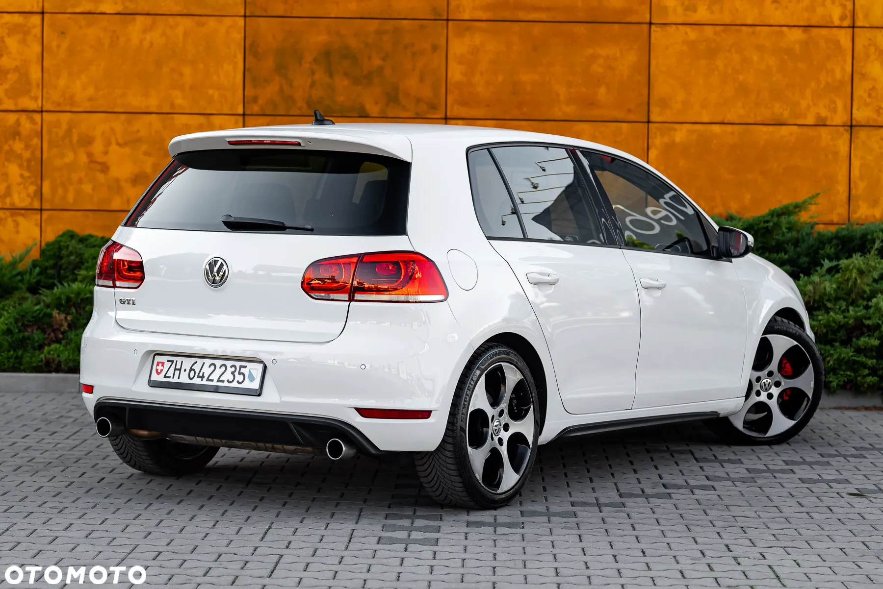 Volkswagen Golf 2.0 GTI DSG - 13