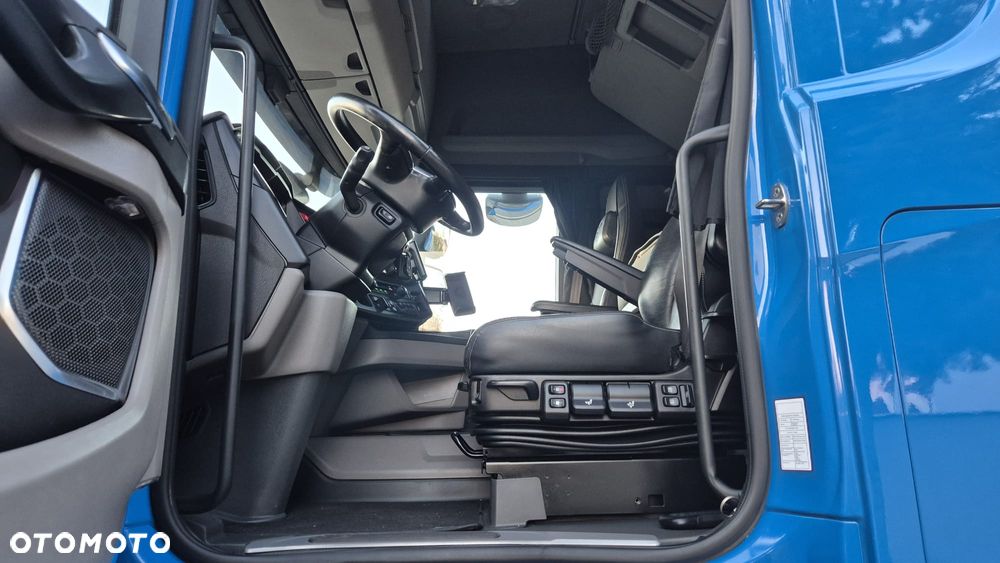Scania SCANIA///R540///6×4///2021///RETARDER///SKÓRY///FULL LED///CAŁY NA PODUSZKACH///NAWIGACJA///ALUMINIOWE FELGI///WYŚWIETLACZ OBCIĄŻENIA///ZABUDOWY MIĘDZYOSIOWE///BARDZO BOGATA WERSJA///STAN BARDZO DOBRY - 13