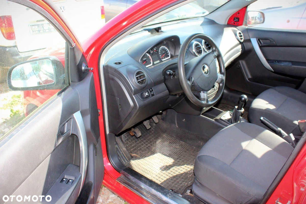 Chevrolet Aveo T250 2010 1.2i B12D1 Sedan (MASKA, ZDERZAK, LAMPA, BŁOTNIK, DRZWI, SZYBA, FOTEL) - 6