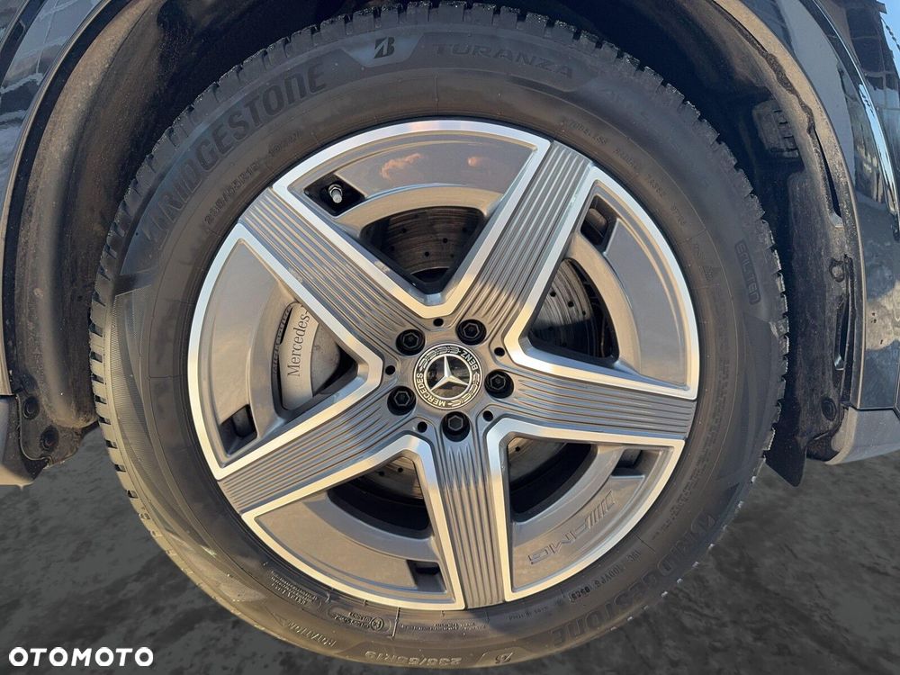 Mercedes-Benz GLC - 11