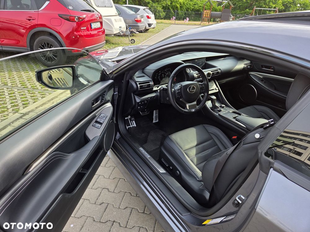 Lexus RC - 8