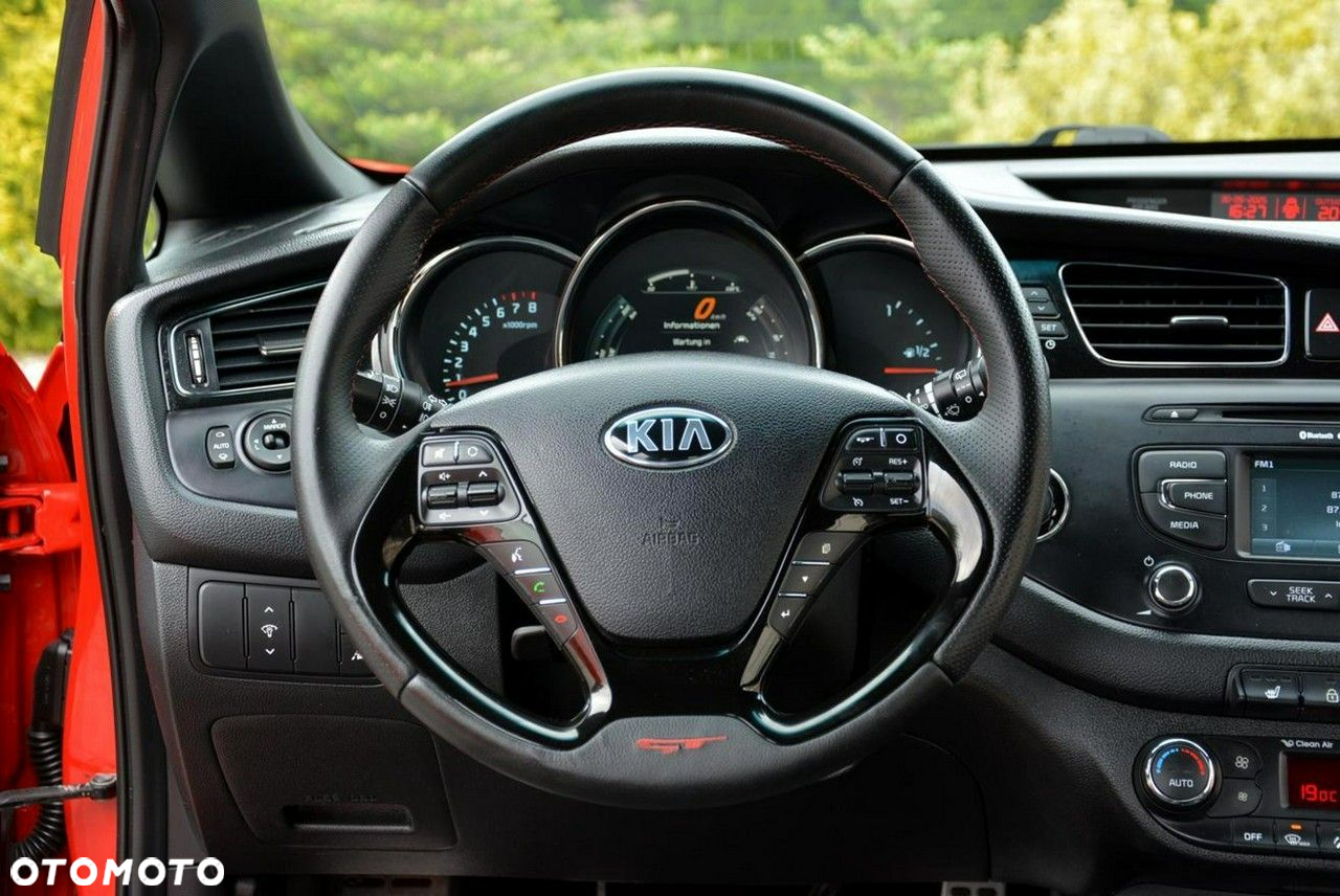 Kia Ceed Cee'd 1.6 T-GDI GT - 24