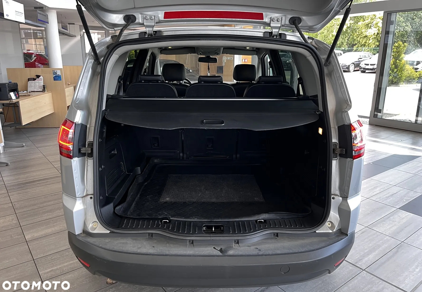 Ford S-Max 2.0 TDCi DPF Titanium X - 26